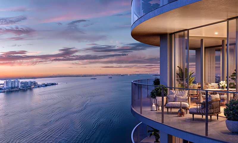 CONTINUUM CLUB & RESIDENCES