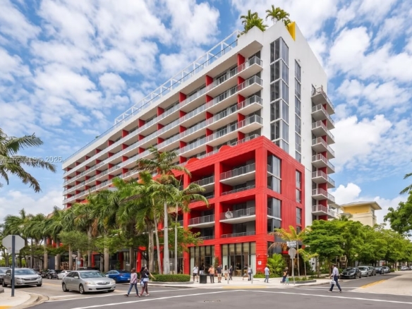 Midtown - Edgewater Condo